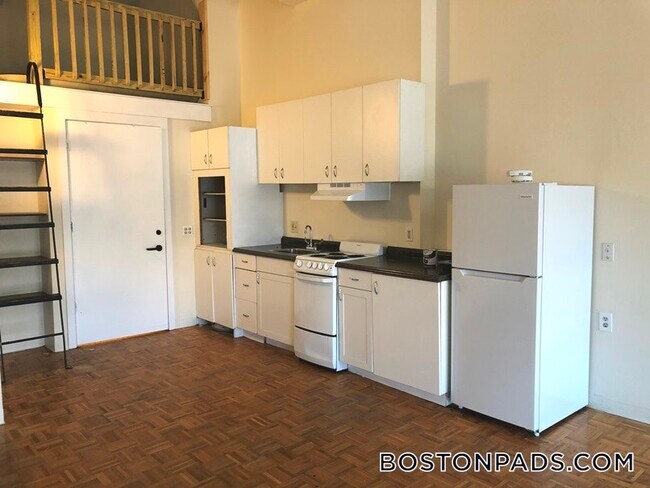 Foto del edificio - 61 Brookline Ave