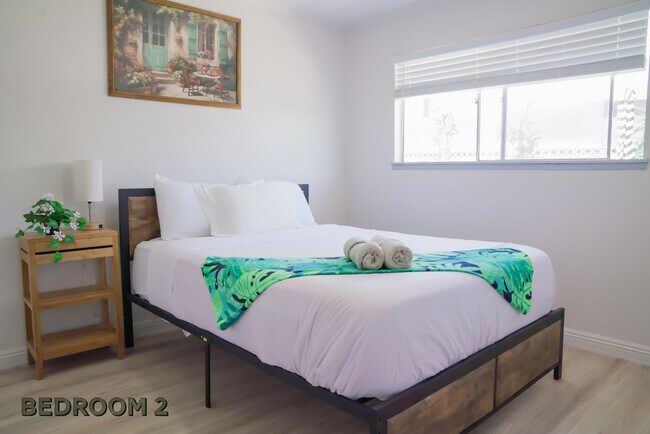 Foto del edificio - 6257 Garwood Ave