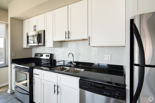 2HAB, 2BA - Cocina de 1,267 pies cuadrados - Oak Park Place