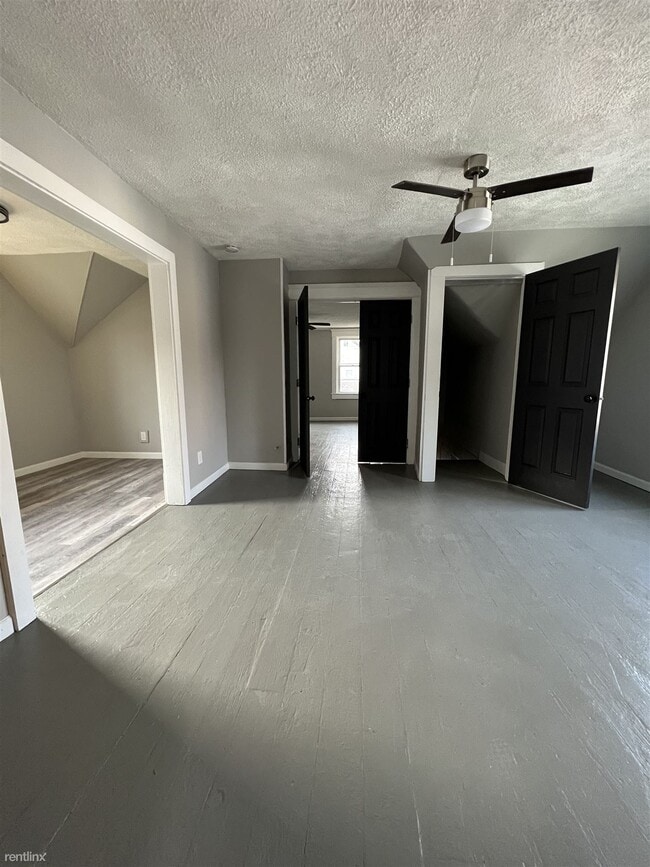 Building Photo - 2 br, 1 bath Duplex - 1309 Buhrer Avenue U...