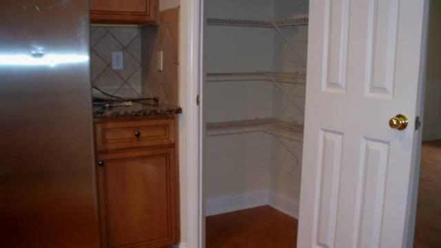 Building Photo - 3902 Carriage House Dr