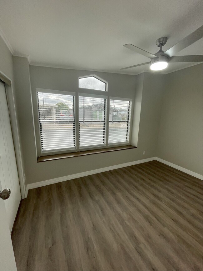 Foto del edificio - 5735 E McDowell Rd