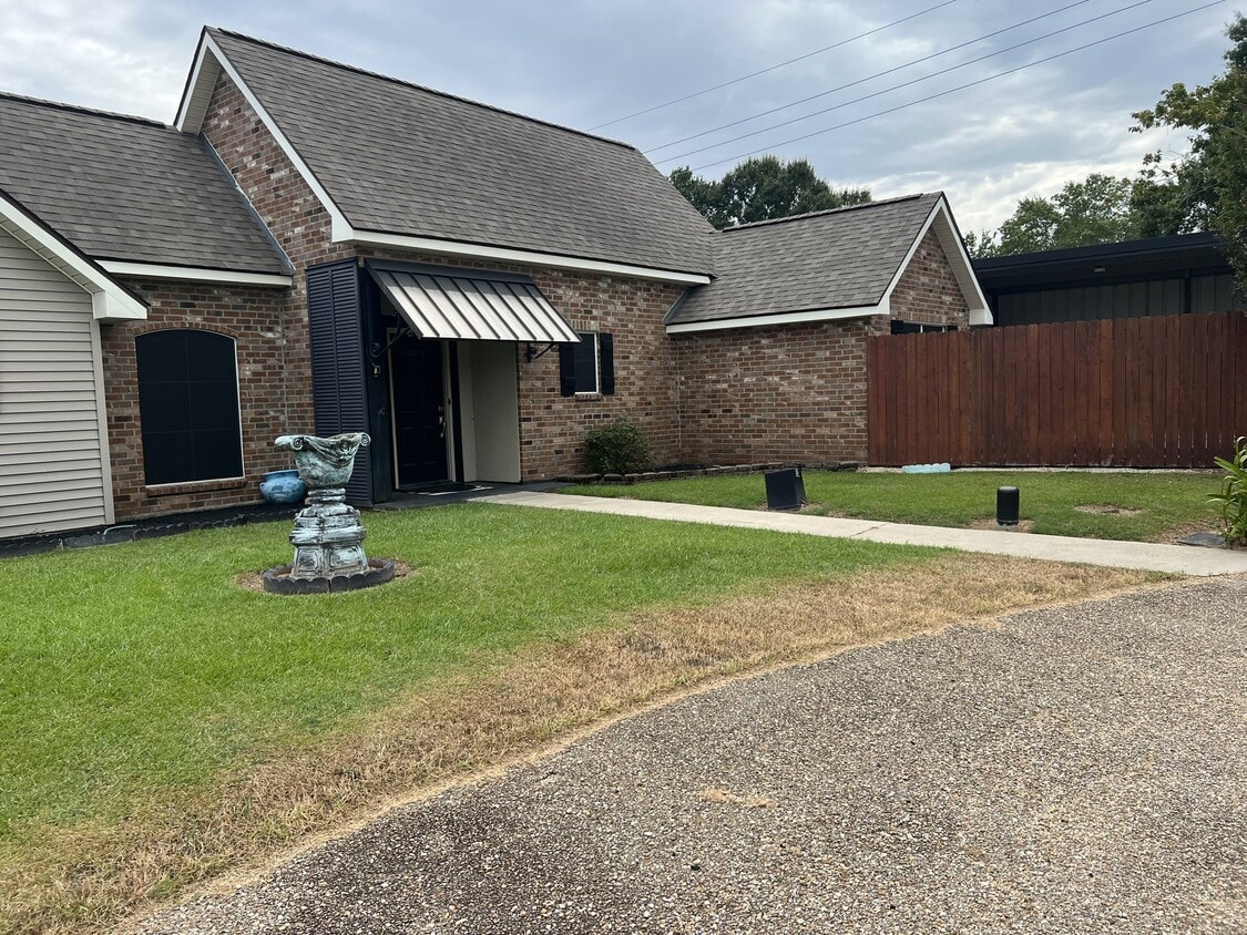 Building Photo - 125 Boulder Dr