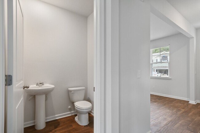 Foto del edificio - Charming 4 Bed Rental Home Located in Cypress Ridge!