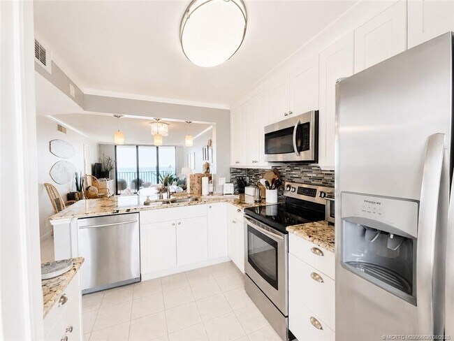 Foto del edificio - 7380 S Ocean Dr