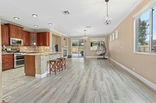 Foto del edificio - 5639 Great Valley Dr