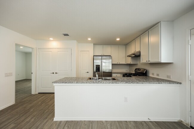 Foto del edificio - 939 Cook Bnd, San Antonio, TX