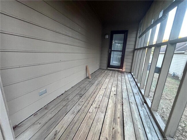 Building Photo - 2585 Gotts Ln