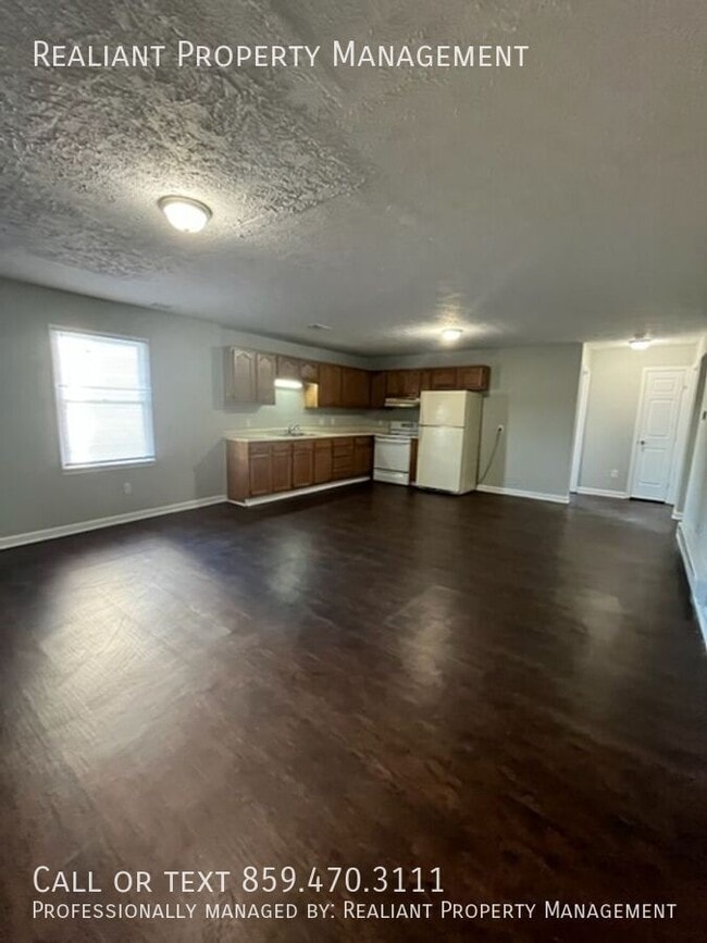 Building Photo - 120 Wichita Dr