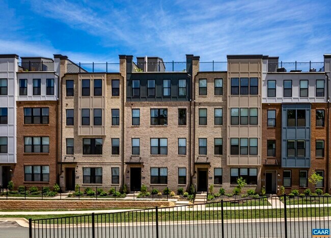 Foto del edificio - 816 Wesley Ln