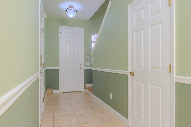 Photo - 304 Coral Beach Cir Townhome