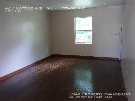 Building Photo - 927 Cottage Ave