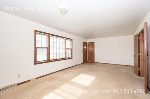 Building Photo - 23250 W 75th St