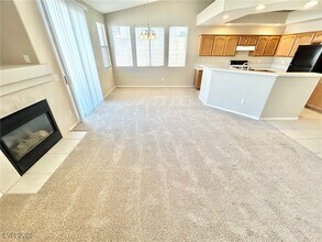 Building Photo - 206 Crown Imperial St