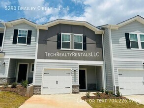 Building Photo - 5290 Brailey Cir