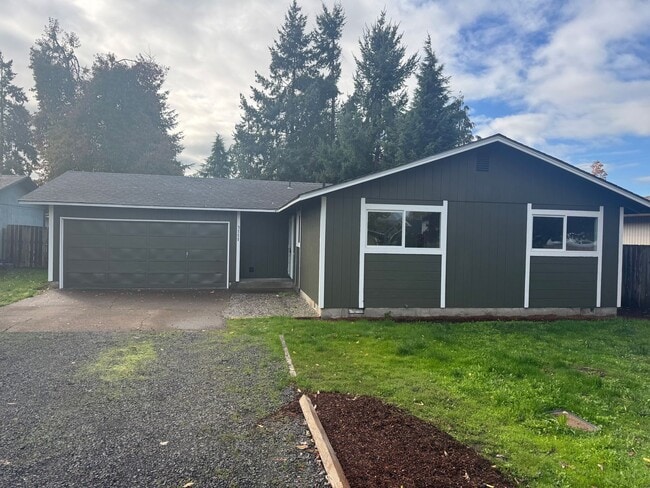 Building Photo - Great Home!