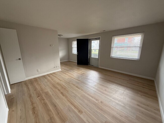 Foto del edificio - 333 W Jefferson St