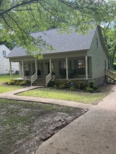 Building Photo - 128 Cedar Ln