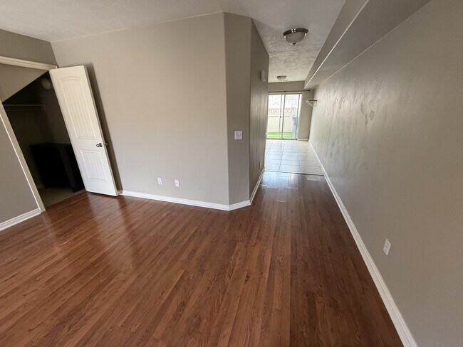 Foto del edificio - 1167 E 400 S