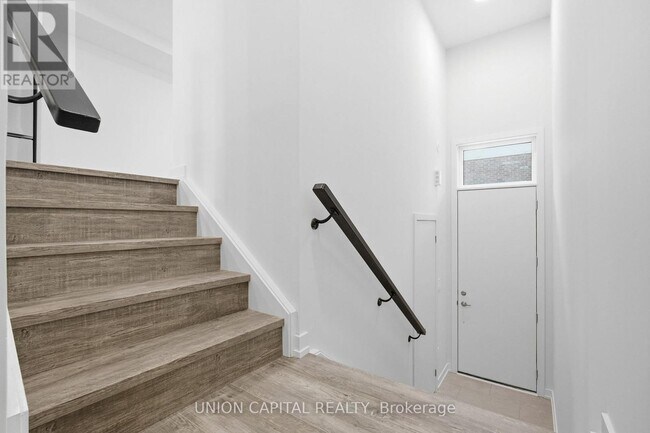 Photo du bâtiment - 6 Robert Gilpin Ln