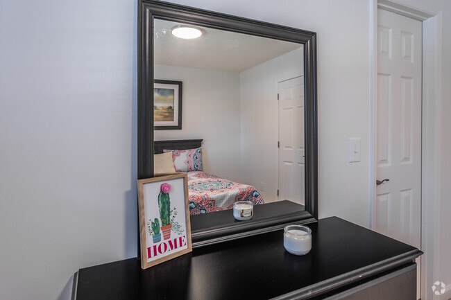Bedroom 2 View - Summerville Apartments