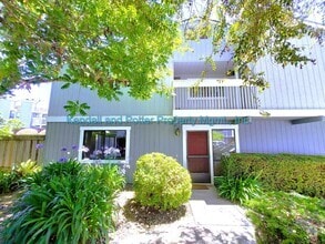 Building Photo - 2910 Leotar Cir