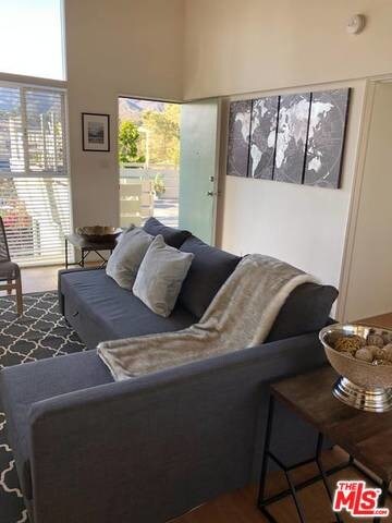 Building Photo - 17050 Sunset Blvd