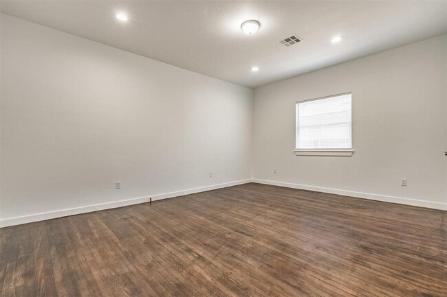 Foto del edificio - 1221 NW 31st St