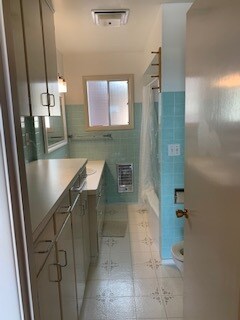 Building Photo - Call for an appointment 503-543-4440 Beaut...