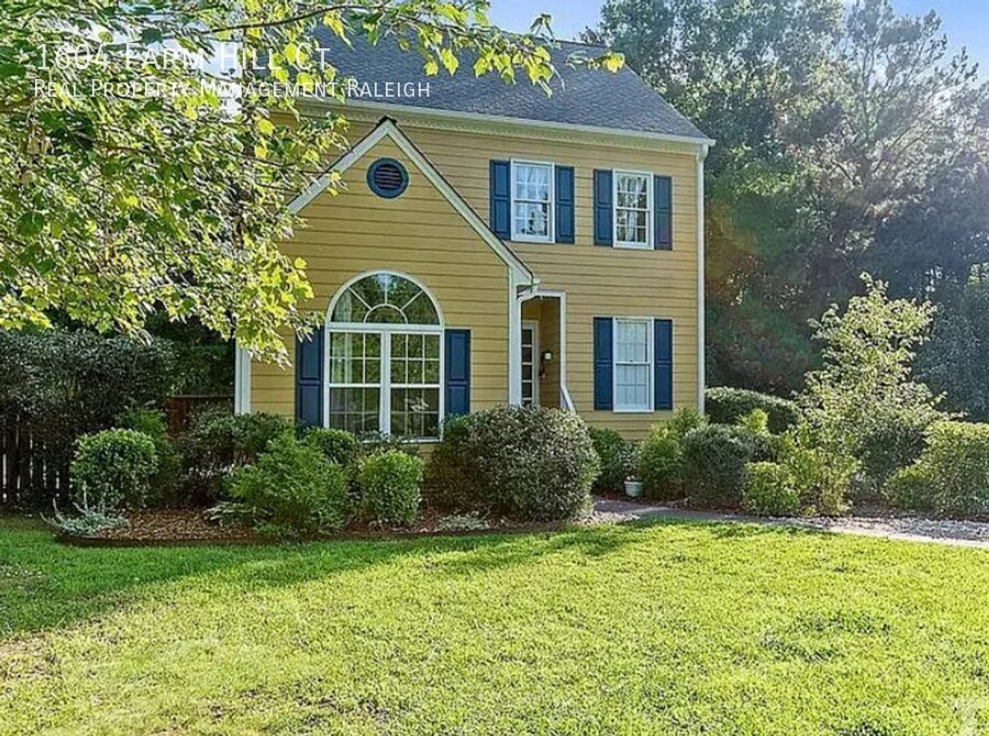 Foto principal - 1604 Farm Hill Ct