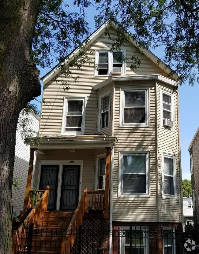 Building Photo - 2923 N Springfield Ave
