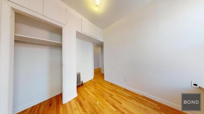 Building Photo - 3 bedroom in Manhattan NY 10003