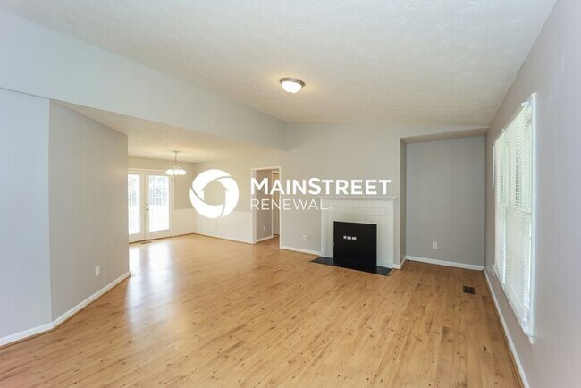 Foto del edificio - 3 Bedroom Pet-Friendly Home in Senoia, GA with Main Street Renewal