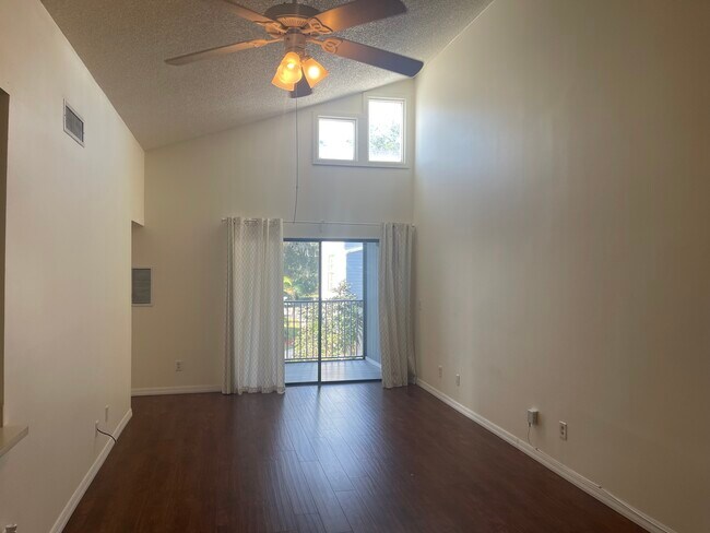 Building Photo - 3795 Atrium Dr