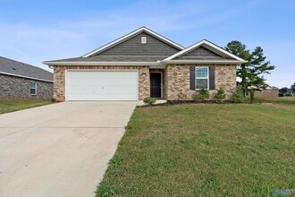 Building Photo - 153 Ozy Dr