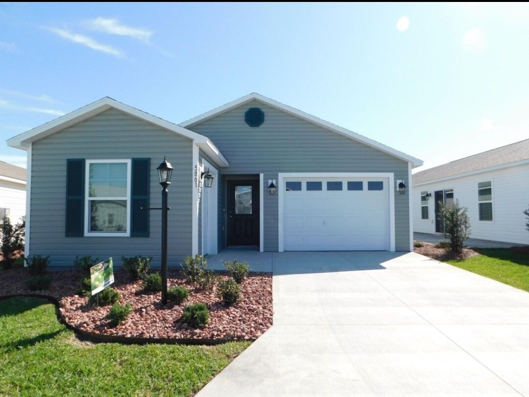 Primary Photo - 5861 Marsh Ct