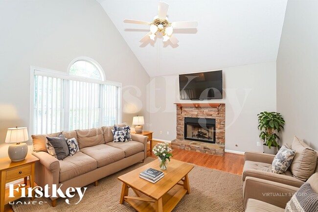 Building Photo - 1651 Sloping Tree Way