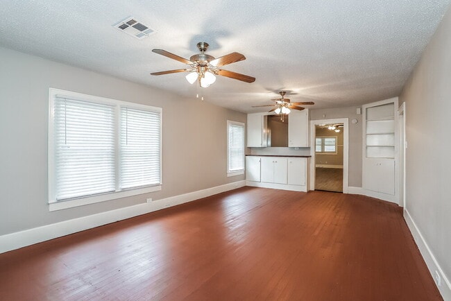 Foto del edificio - 522 12th Ave N