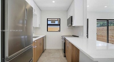 Building Photo - 1119 W Las Olas Blvd