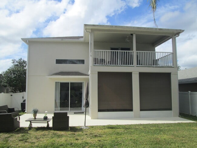 Building Photo - 2675 Dover Glen Cir
