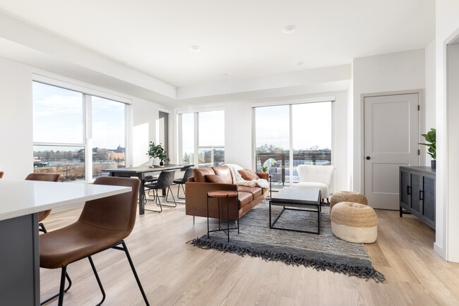 Living Space - Lynvue