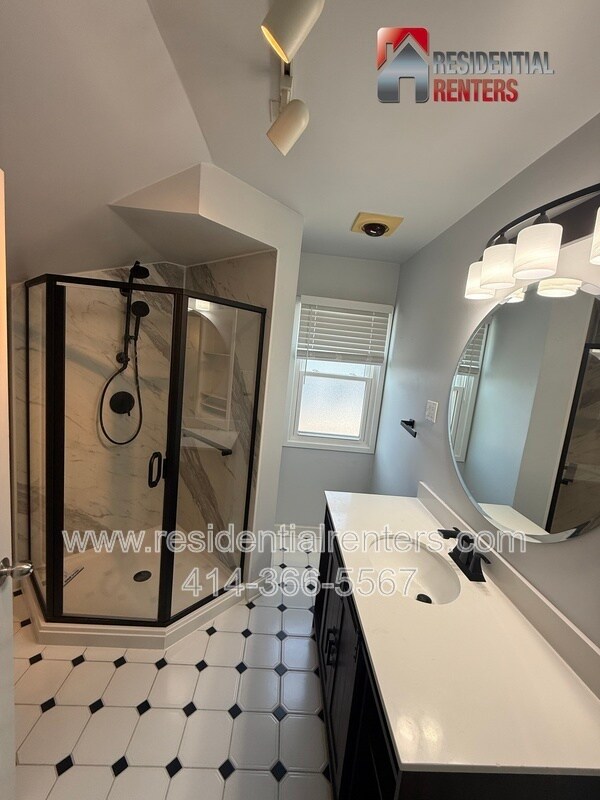 Foto del edificio - 2203 N 68th St