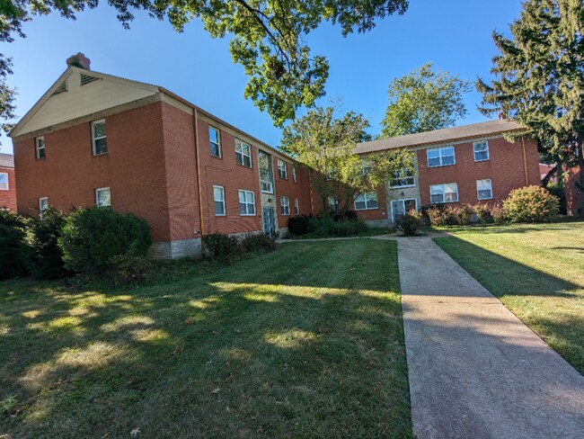 Building Photo - 6200 Nagel Ave