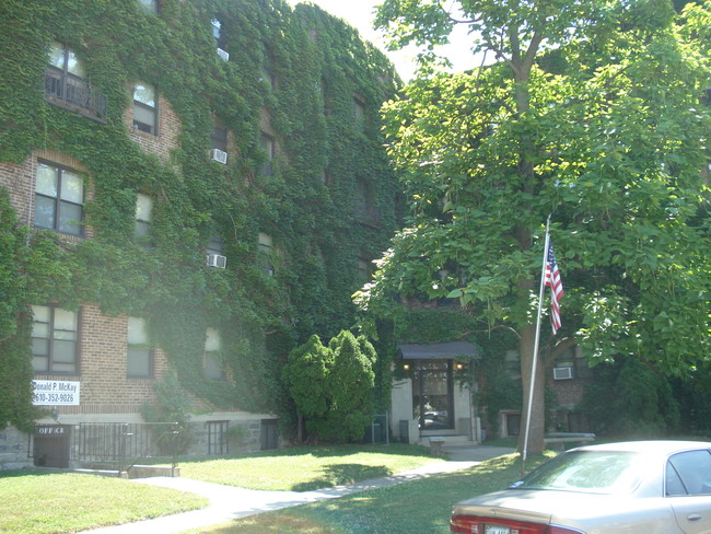 Foto del edificio - Springton Manor Apartments