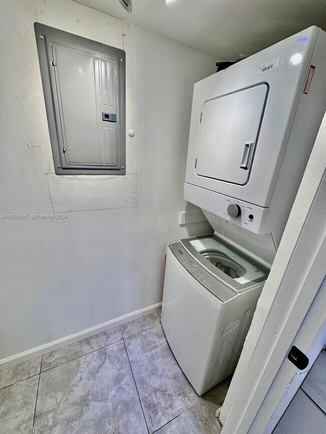 Foto del edificio - 747 SE 1st Way