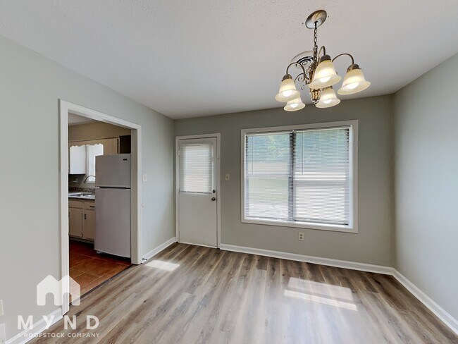 Foto del edificio - 7542 Lone Oak Cove