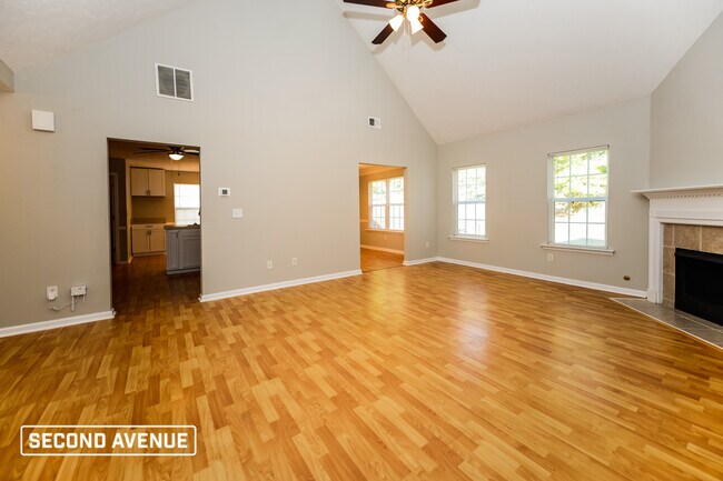 Building Photo - 1744 Stephens Pond View