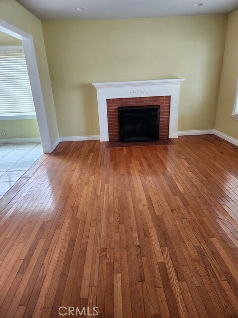 Foto del edificio - 1405 N Brighton St