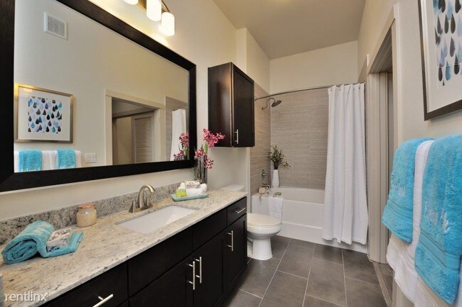 Foto del edificio - 5317 Washington Ave