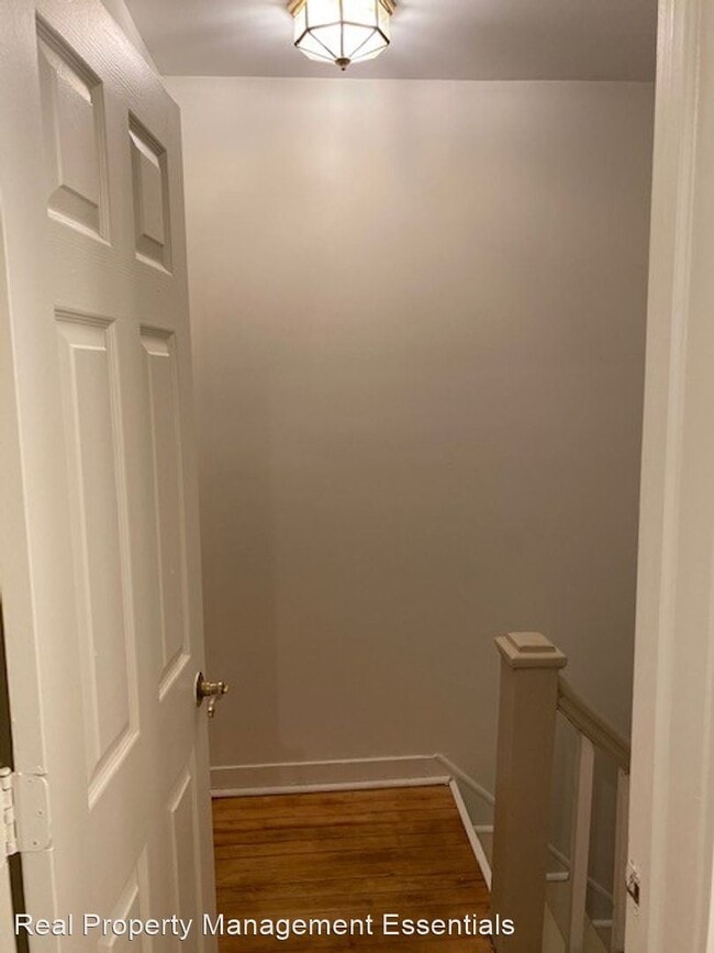 Building Photo - 2 br, 1.5 bath House - 4414 Kavon Ave